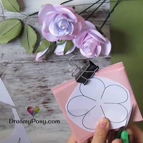 Paper rose free template and tutorial, paper flower templates, paper flower tutorials, #paperflower #flowertemplate #flowertutorial