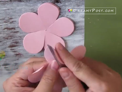 Paper rose free template and tutorial, paper flower templates, paper flower tutorials, #paperflower #flowertemplate #flowertutorial