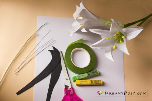 Paper Easter Lily tutorial with free template, made from printer paper #paperflower #flowertutorial