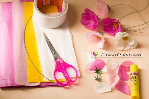 Paper Cosmos tutorial and free template, made from tissue paper, #paperflower #flowertutorial #flowertemplate