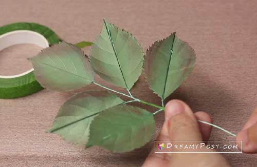 paper rose leaves tutorial