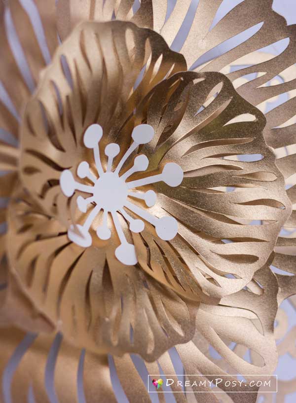 Paper crafts flowers free tutorial and templates #paperflowers #flowertemplates